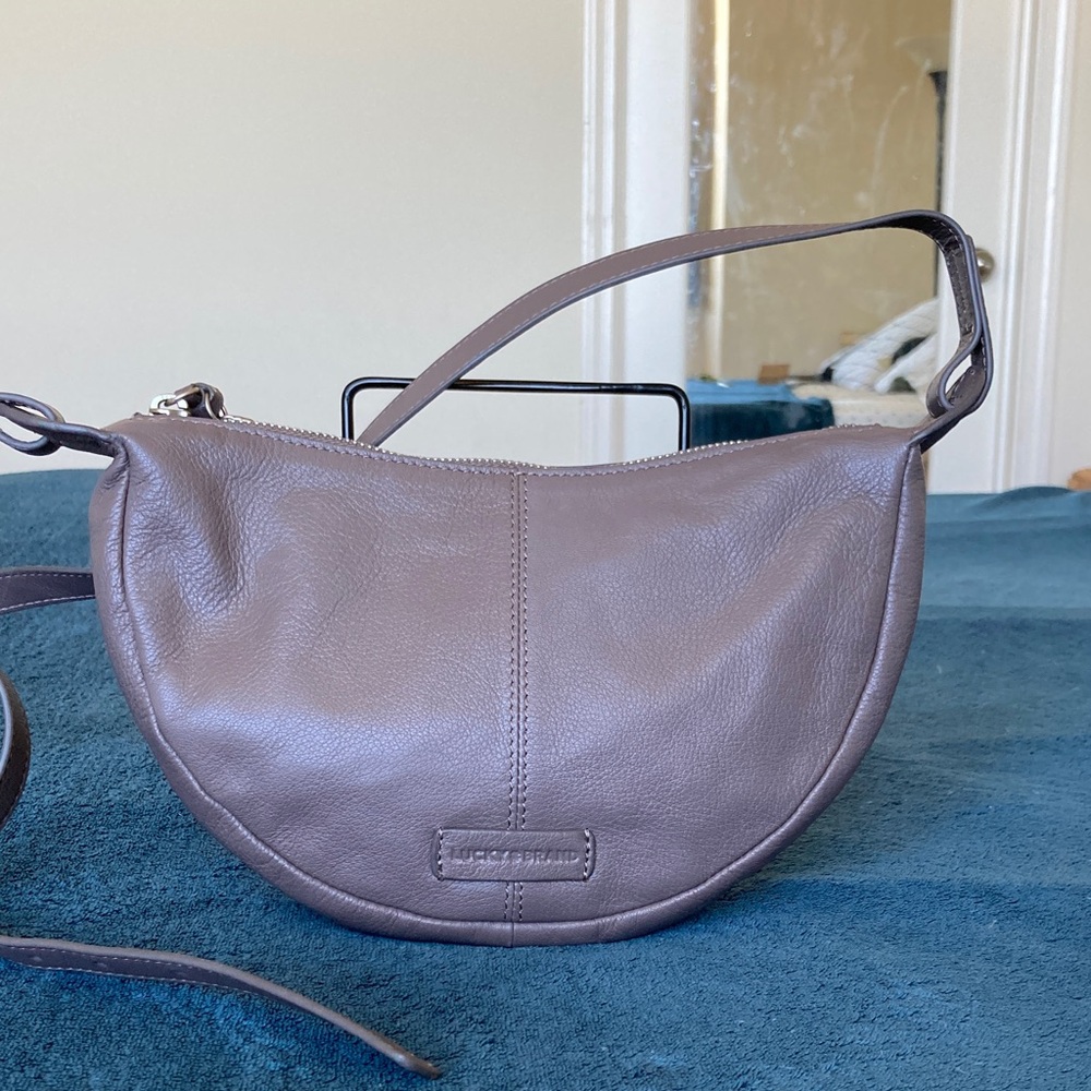 Lucky Brand Seth Leather Crossbody Bag in Taupe